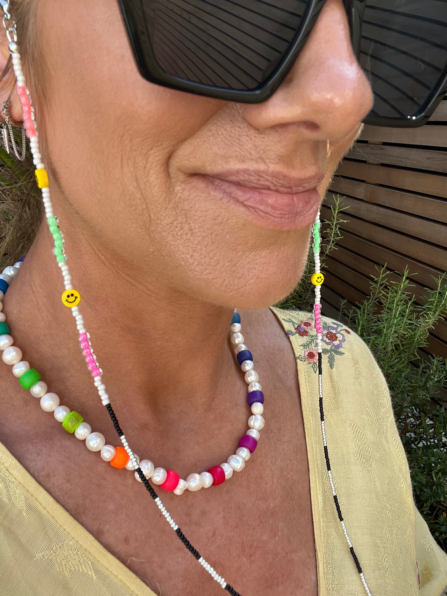 Tiny Smiley Glasses Chain