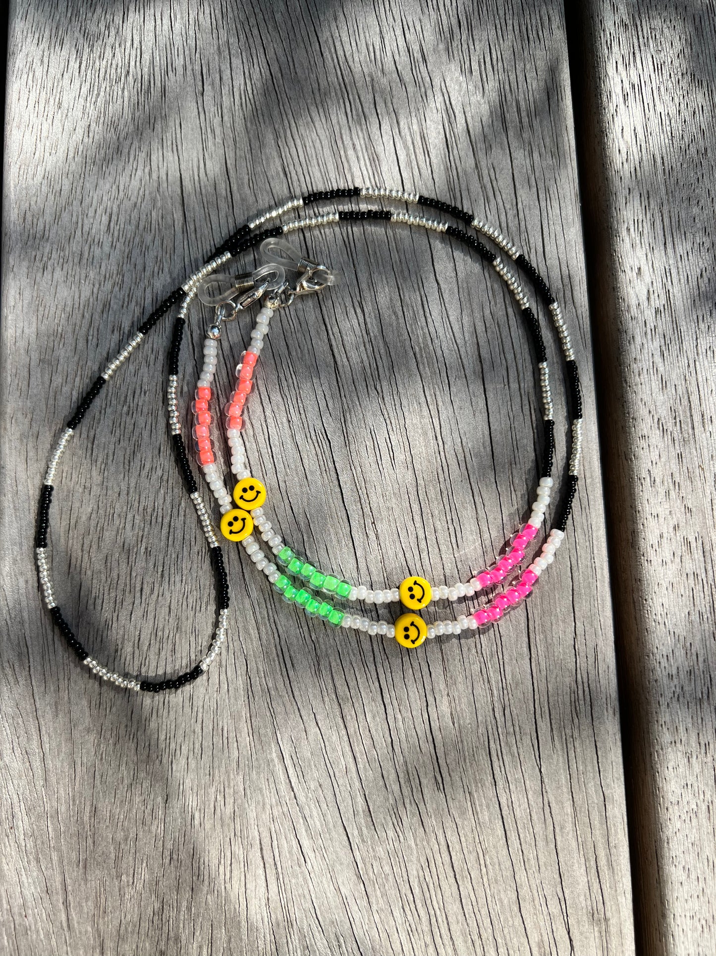 Tiny Smiley Glasses Chain
