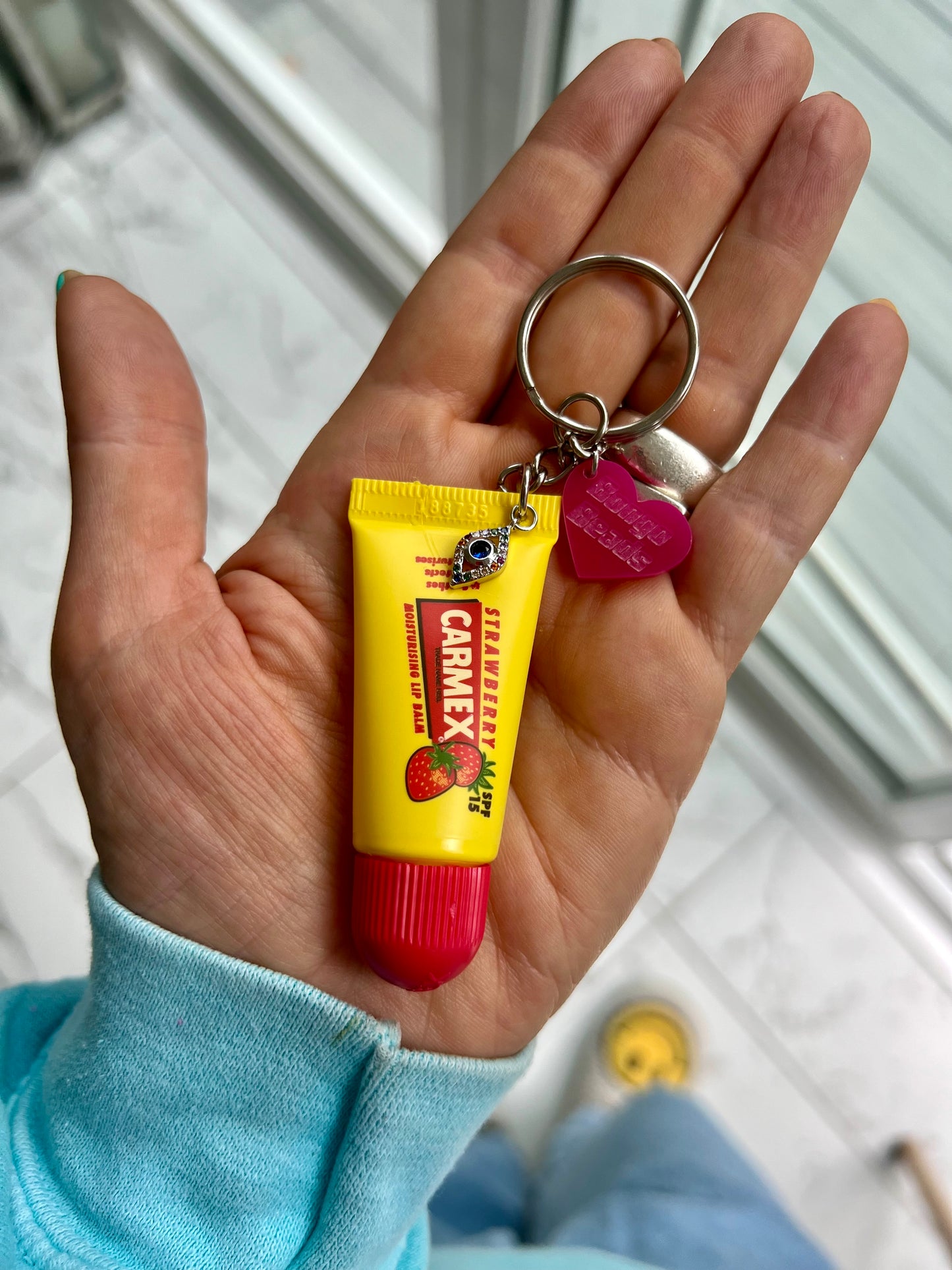 Carmex Lip Balm Key Ring (Strawberry Flavour)