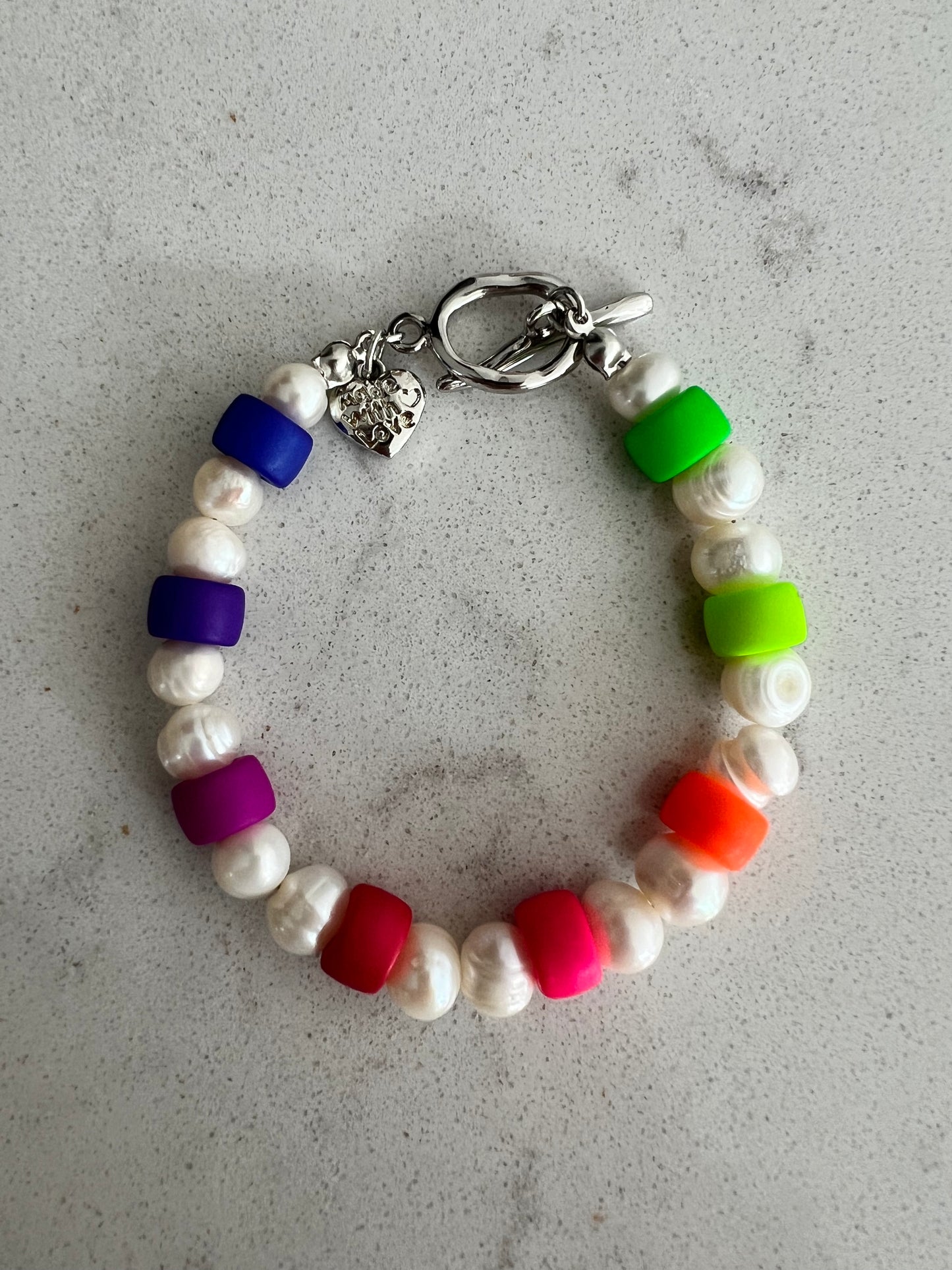 Neon Czech Pony Bead & Pearl Bracelet π¦