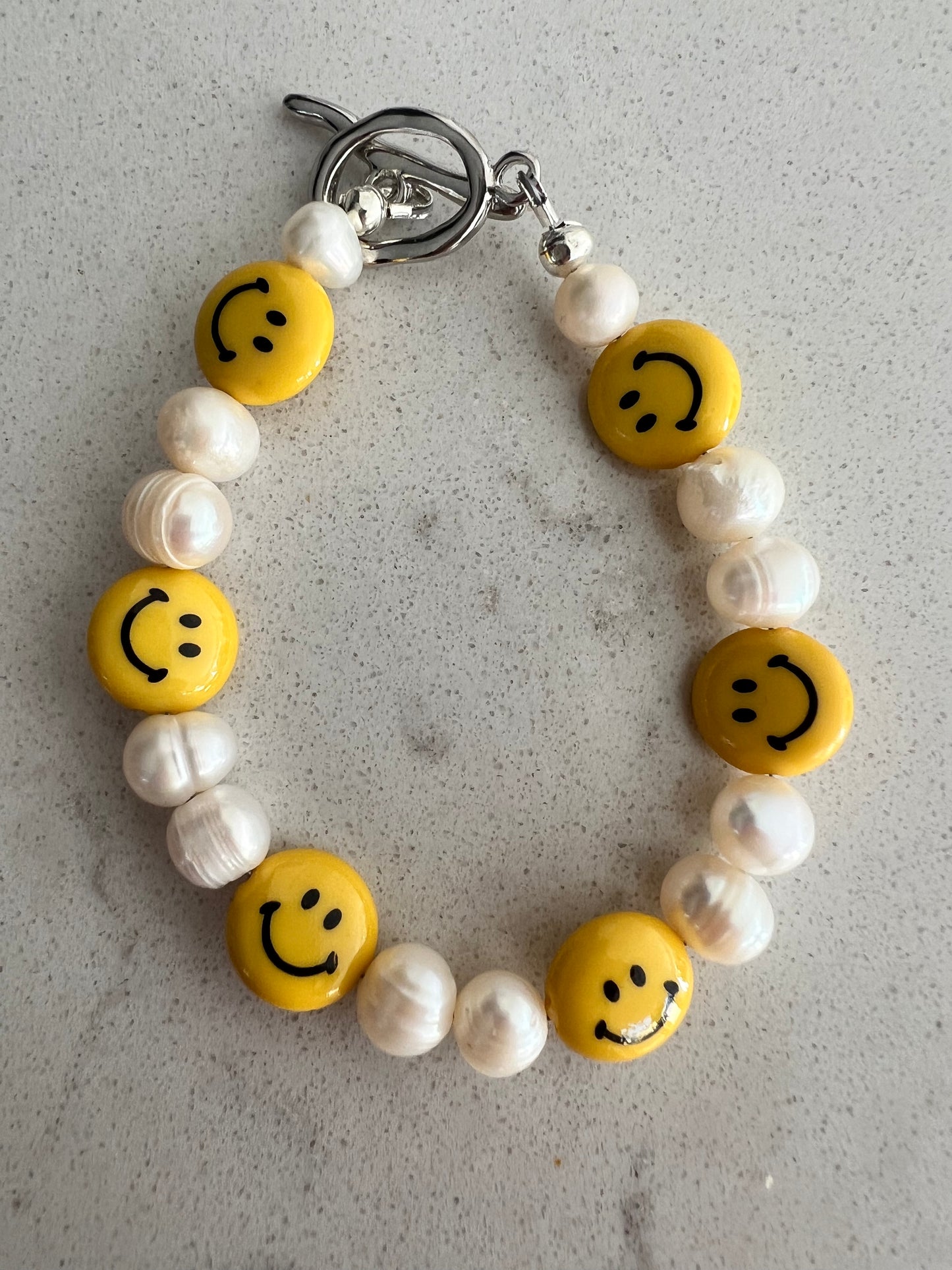 Yellow Smartie Smiley Necklace & Bracelet Set