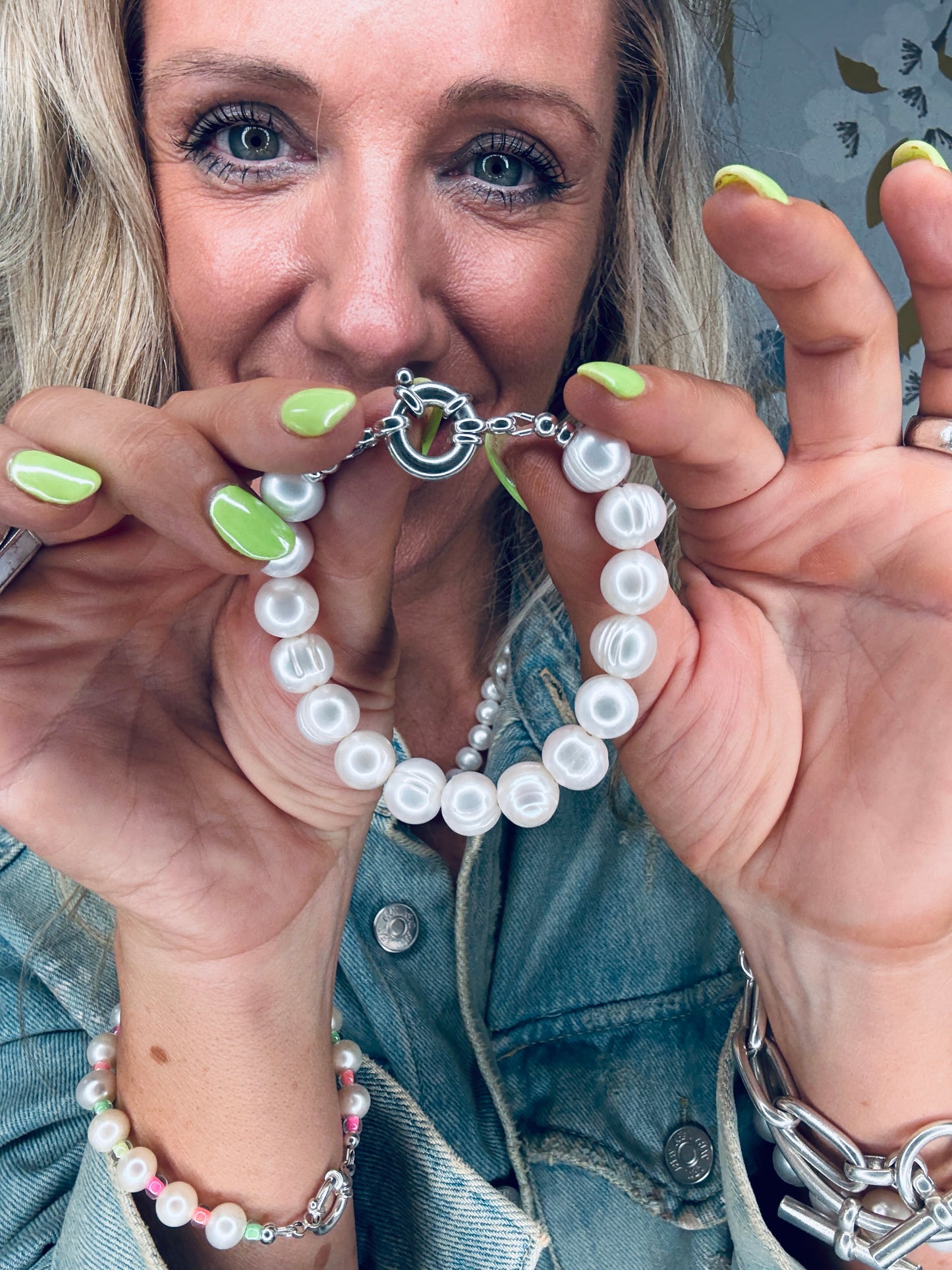 XL Chunky Pearl Bracelet with Sterling Silver Bolt Clasp