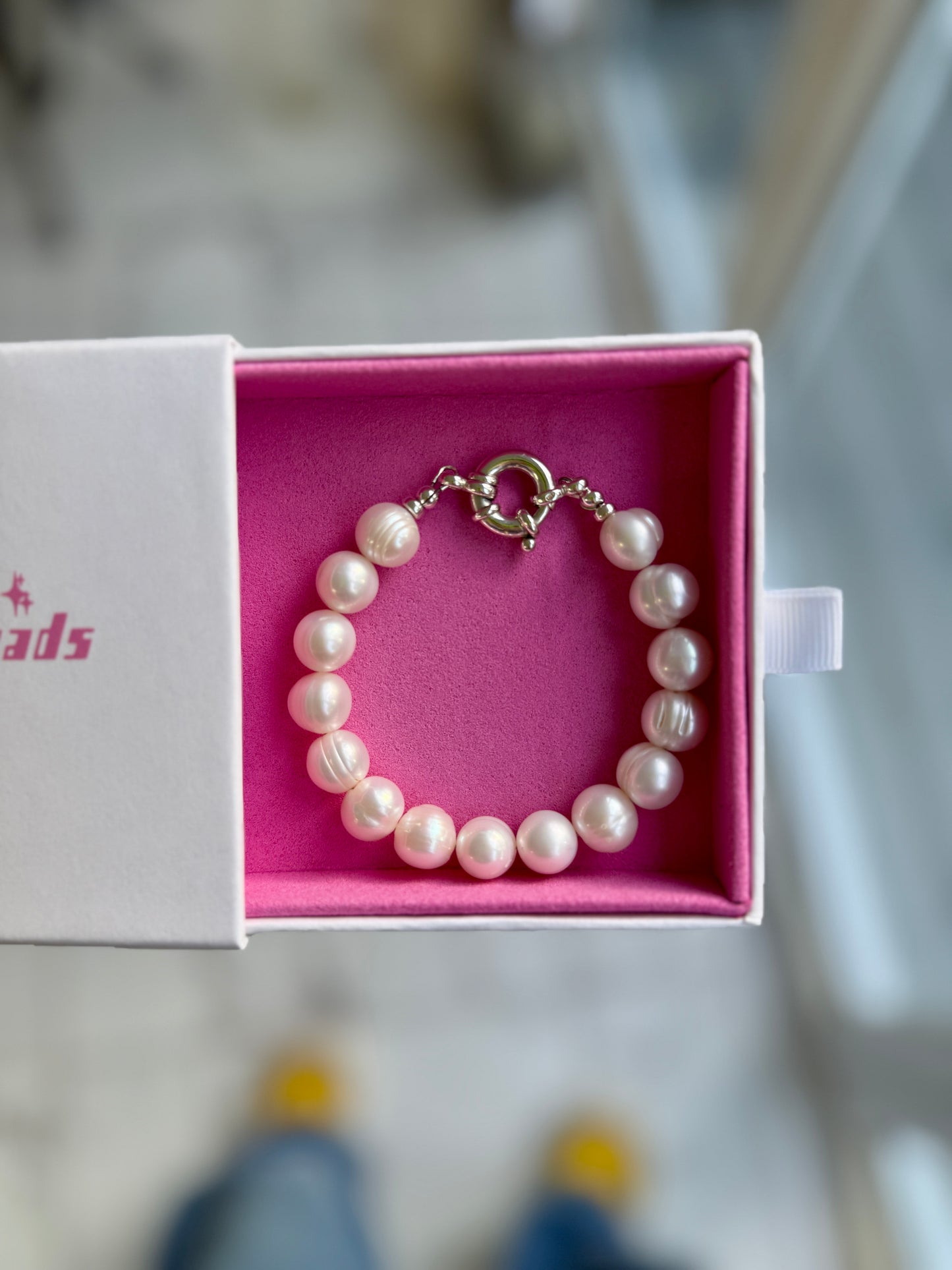 XL Chunky Pearl Bracelet with Sterling Silver Bolt Clasp