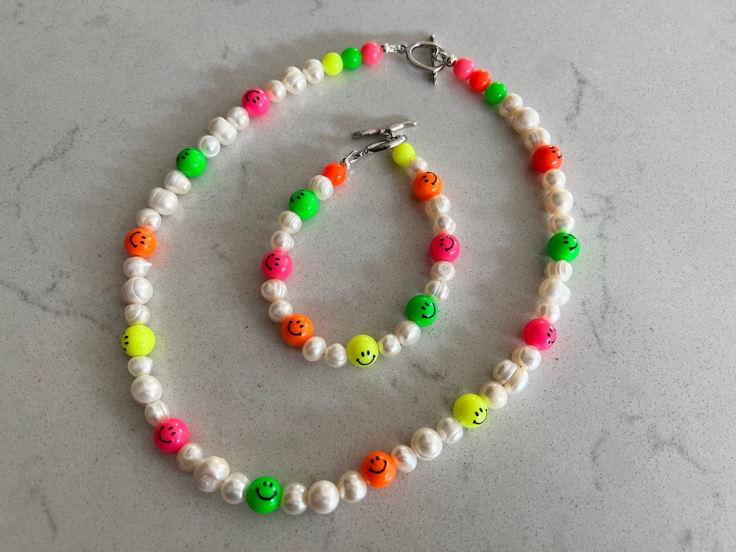 Neon Smiley Freshwater Pearl Necklace & Bracelet Set