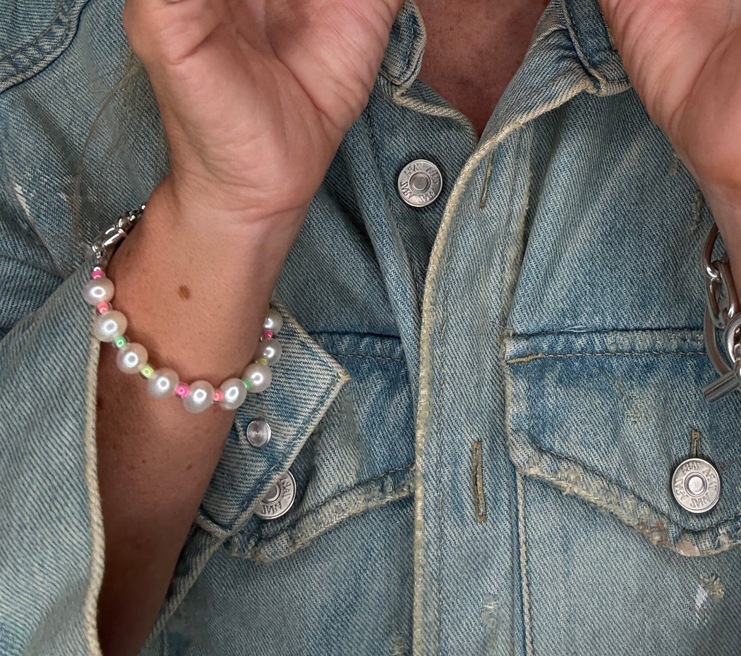 Neon Freshwater Pearl Bracelet