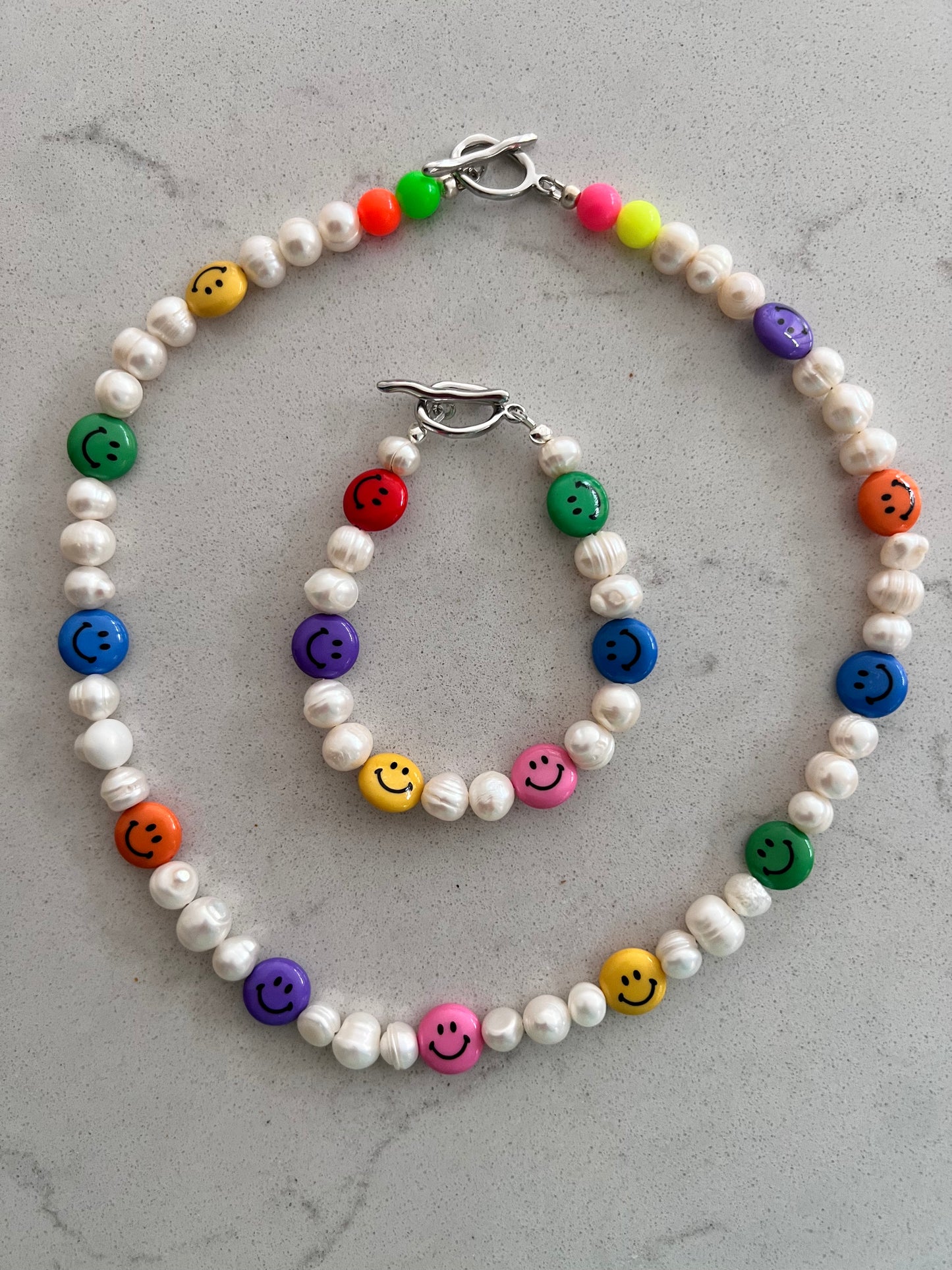 Smartie Smiley Necklace & Bracelet Set